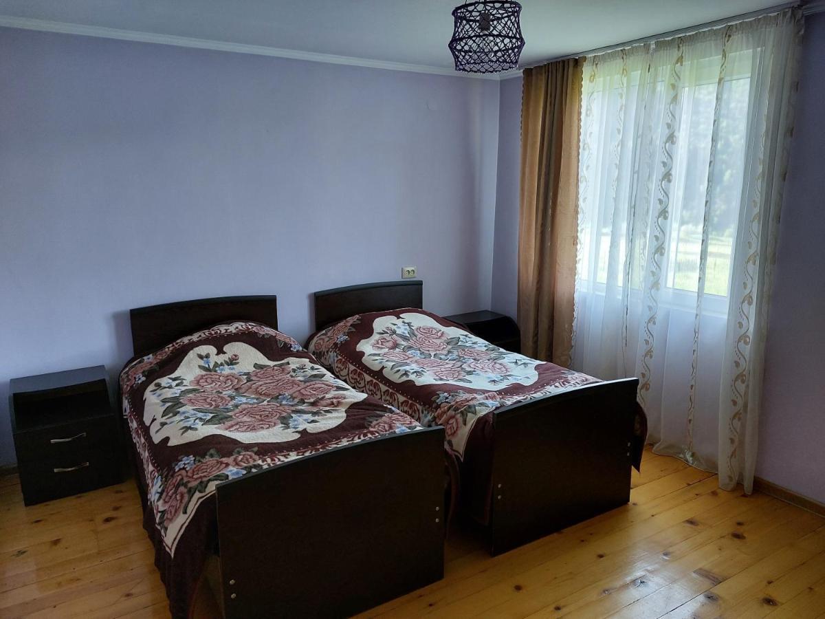 Bombora Hotell Mestia Rum bild