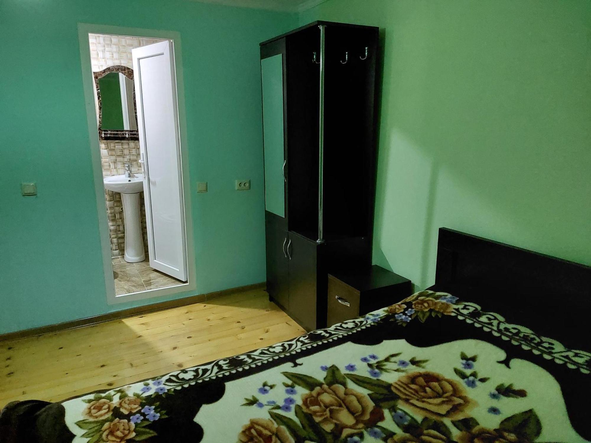 Bombora Hotell Mestia Rum bild